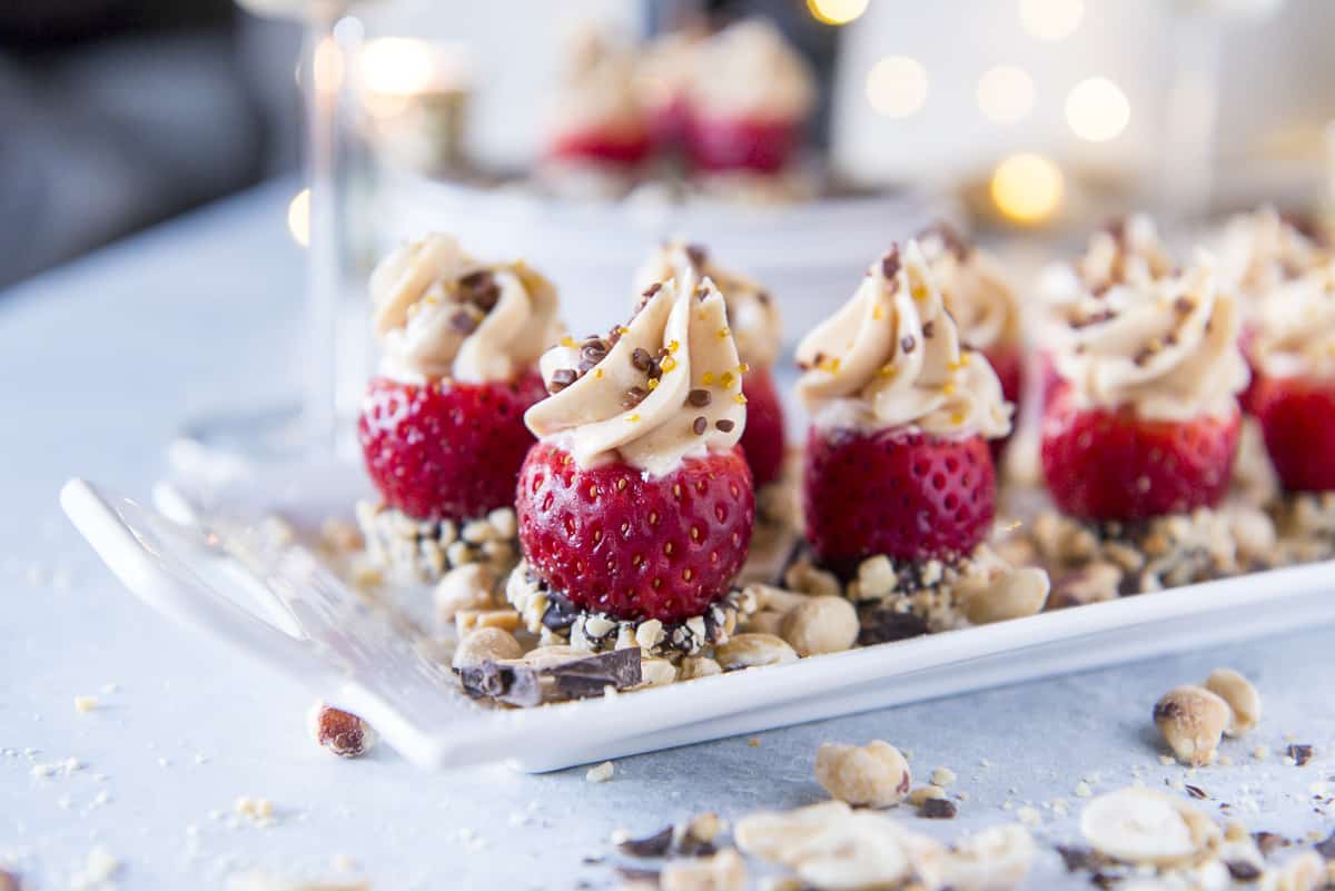 Peanut Butter Cheesecake Stuffed Strawberries 1 2