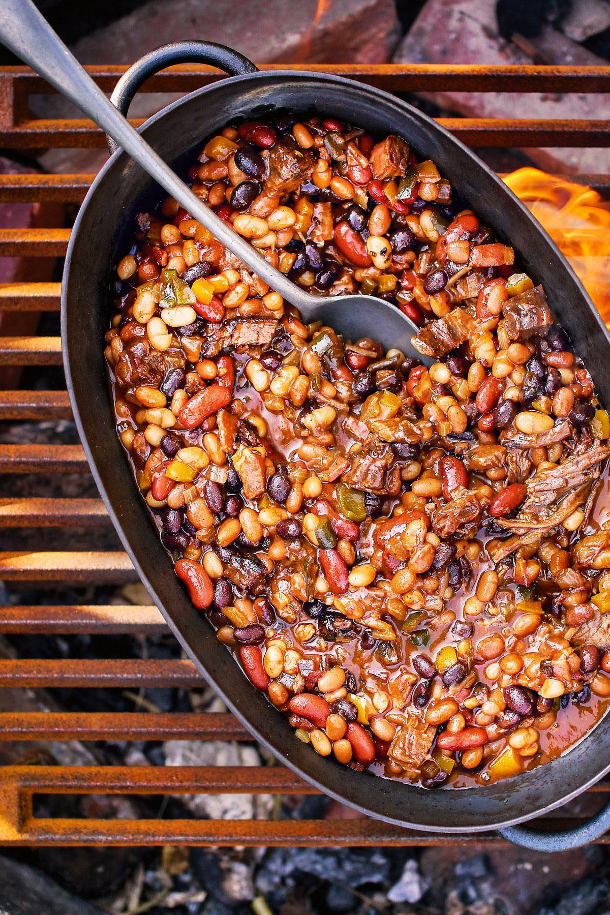 brisket baked beans vert